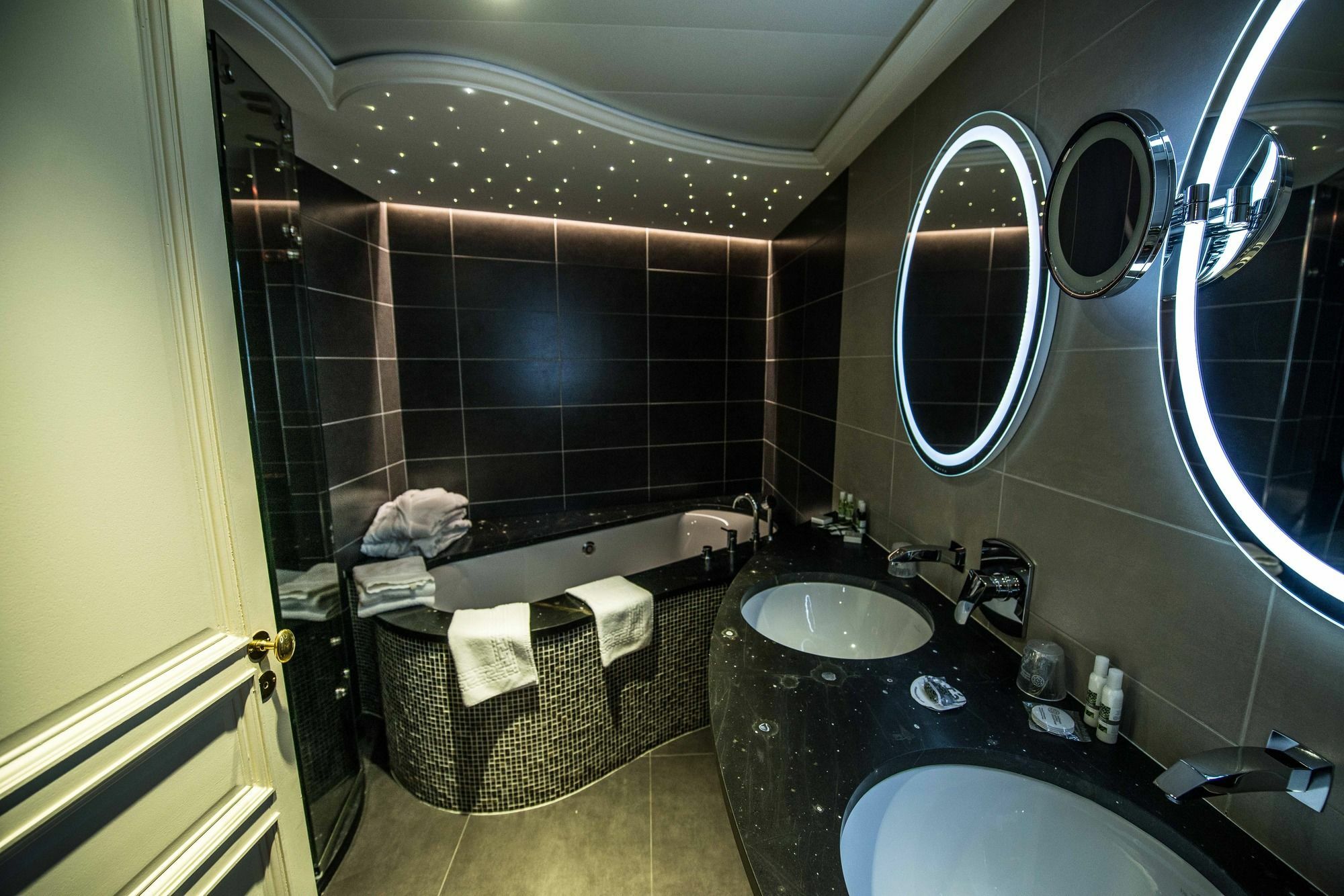 La Cour Berbisey - Teritoria Otel Dijon Dış mekan fotoğraf